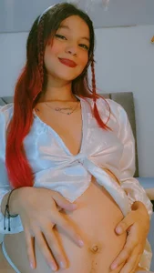 gime_laraA Sexy Pregnant Angel图片 8