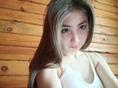 LynetteDanley Daily Ellie Pic 4