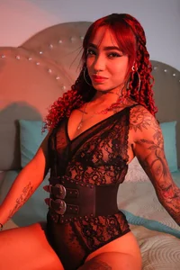 salem_rose Public Pic 3