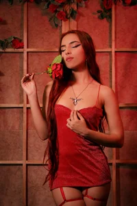 isis_jhempss Every sigh of yours is a reminder of what I want to do to you tonight 💗 Pic 2