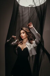 vinkiepinkie Office style🤓 Pic 7