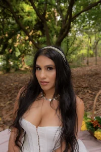 Valery_dupontt Valery in the forest Immagine  2