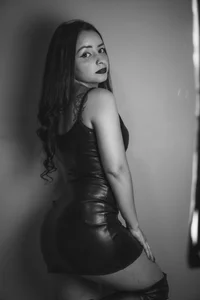 Sophie_LittleS b&w Pic 5