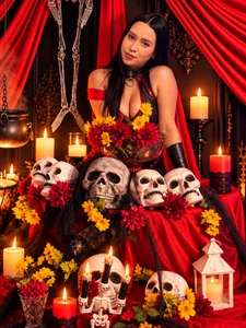 Scarlet_Ston 🔥 Dressed to Sin 🎃 - {count, plural, one {תמונה אחת} two {שתי תמונות} many {# תמונות} other {# תמונות}}