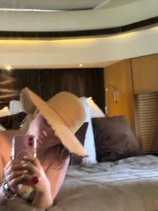 Cutiepiespanks Unedited Barefoot & Bad Behavior Pic 3