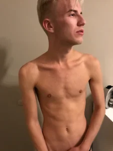 Vuitton Warm 🍓 Pic 6