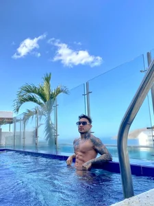 ChrisMiller69 Public Pic