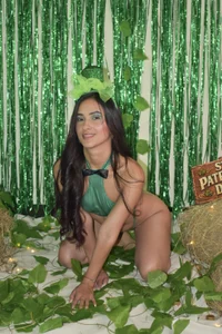 alana_greey_ Public Foto