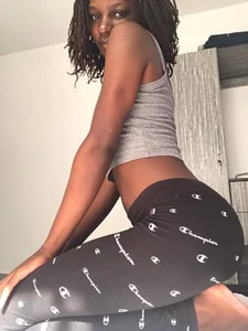 YourVelvetVickey Public Pic 4