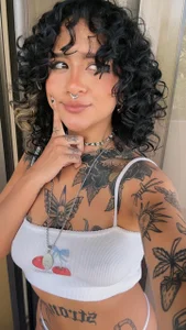 AliceBanks Public Bilde 4