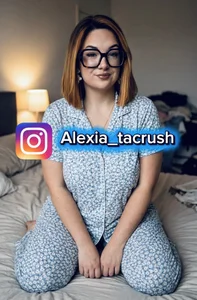 alexia_tacrushのPublicの枚の写真