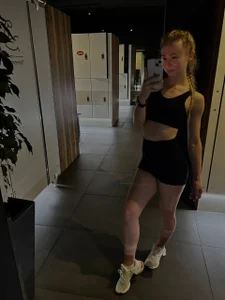 VictoriaLights workout 💪🏻 Pic 4