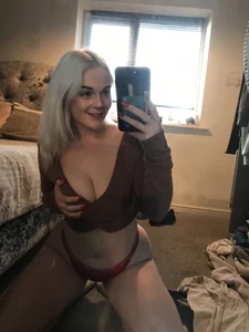 SinfulSaintz Public Billede