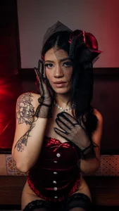 ViolettHansson Madame Hansson🌹 Pic