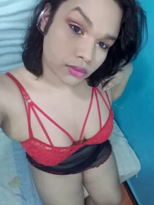 kami_hot_ts Public Foto 2