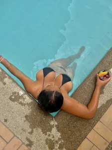 Alissonsupertits1 Pool صورة واحدة|Alissonsupertits1 Pool صورتان|Alissonsupertits1 Pool  2 صور|Alissonsupertits1 Pool  2 صورة