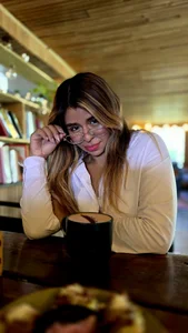 rajnar_ninaa I'm just enjoying a good coffee and cold climate Pic 7