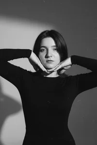 Back strogasm in the frame od ArianeSharrai  4 snímek