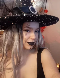 Karolina_1 FOR YOU Pic 6