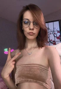Katie_Charms XXX nøgenfoto 5
