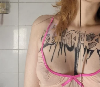 HisObedientGirl Public  4টি ছবি