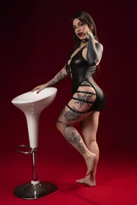 MeganDraco_ 🖤Tattooed arms. Soft hands.🔥 JOI Queen Gambar 2