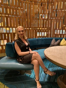 Leona-Exotic Get to know me slika 6