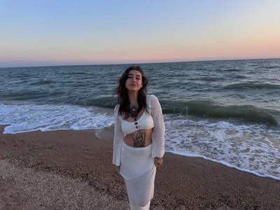 TinyMollys Public Pic 2