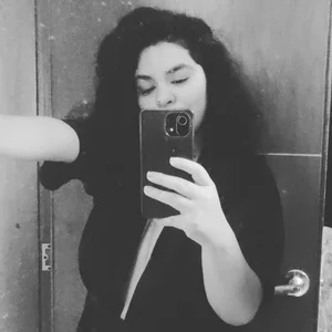 Anne_purple Public Foto 4