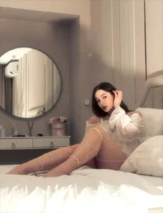 hazel_sullivan ur Goddess Poză 2