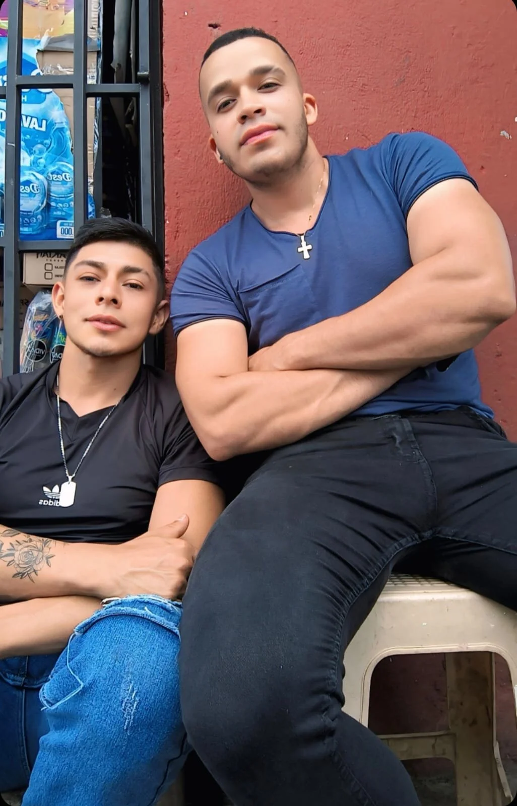 ภาพที่กำลังนิยมของ AndyandFran  9818