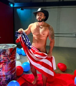 4th of July 🎉 od Mike_savage3  5 snímek