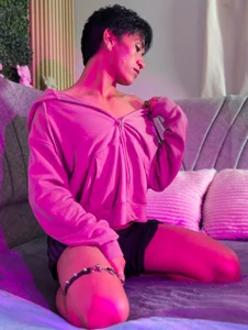 cococumps 👀 Sleepy seductive look 圖片 2