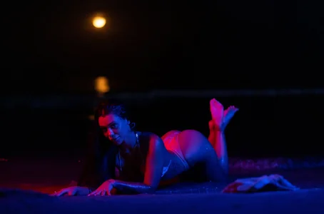 NatyDesiree kullanıcısının Night Temptation albümü -  5 fotoğraf