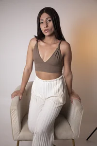 AleexiiaaElegance with a hint of temptation ✨ Bild 6