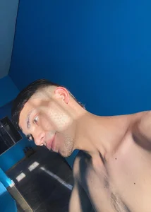 s e x y f a c e . de kalivan_voinesscu  6 Imagens