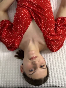 AnnaThorne Public Foto 3