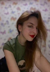 Between strearms od JoslynContrera  5 snímek