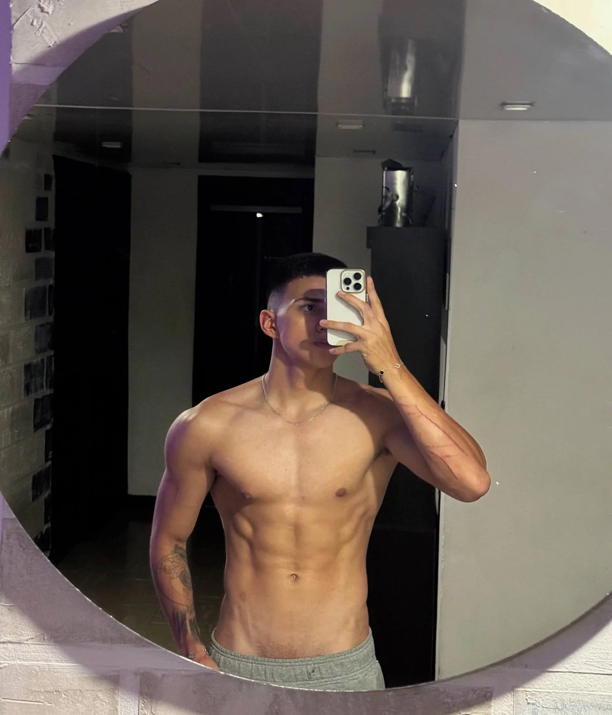 salvatore_romanoo 热门图片 4879