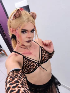 ShainaMonroe: felina🔥 ( 6 фото)