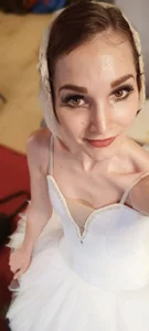 MirandaGlow White swan Εικόνα 2