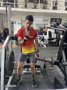 JoseRumbero26 Gym Pic 7