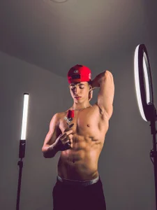 wesley_white Public Pic 4