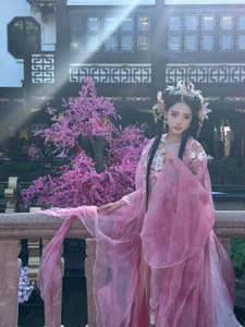 mikio_san ❤️  3টি ছবি