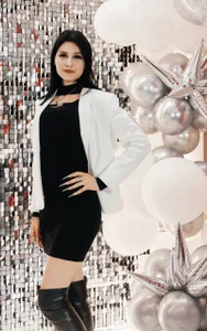 JohnaDoria Public  5টি ছবি