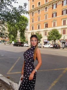 YasmineShaw An unforgettable Rome night 🖤 Kuva 3