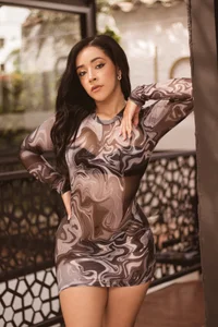 AlessaRomero Transparent Pic 4