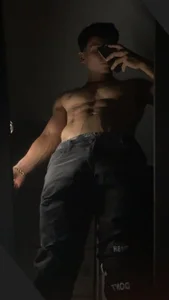 muscle_boyhorny Fotogenico pues Foto