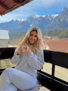 OhAnita: Mountain babe escape 🚵 ( 7 фото)