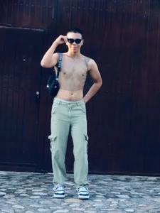 ValentinostarsexPublic Bild 2